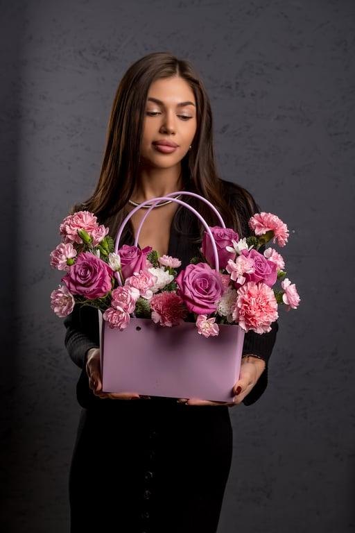 Композиция 4 — доставка в Иркутске (FanFlowers) Композиция 4 — доставка в Иркутске (FanFlowers)